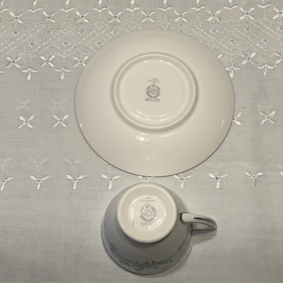 Minton Pandora Bone China Tea Cup & Saucer Made in England - Picture 3 of 5